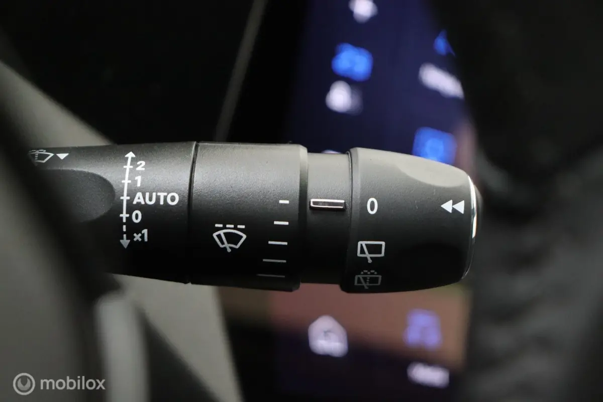 1.6 Plug-in Hybrid 195 Allure