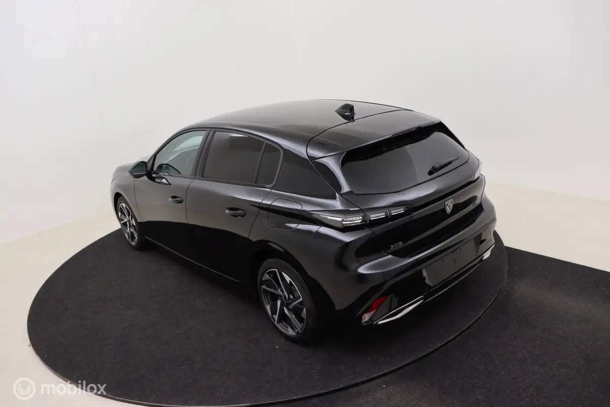 1.6 Plug-in Hybrid 195 Allure