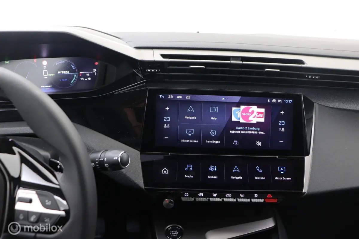 1.6 Plug-in Hybrid 195 Allure
