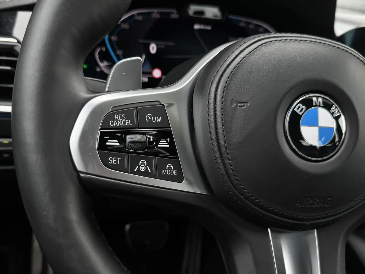 330e M Sport 292 pk LASER, PANO, Memory, ACC, HUD