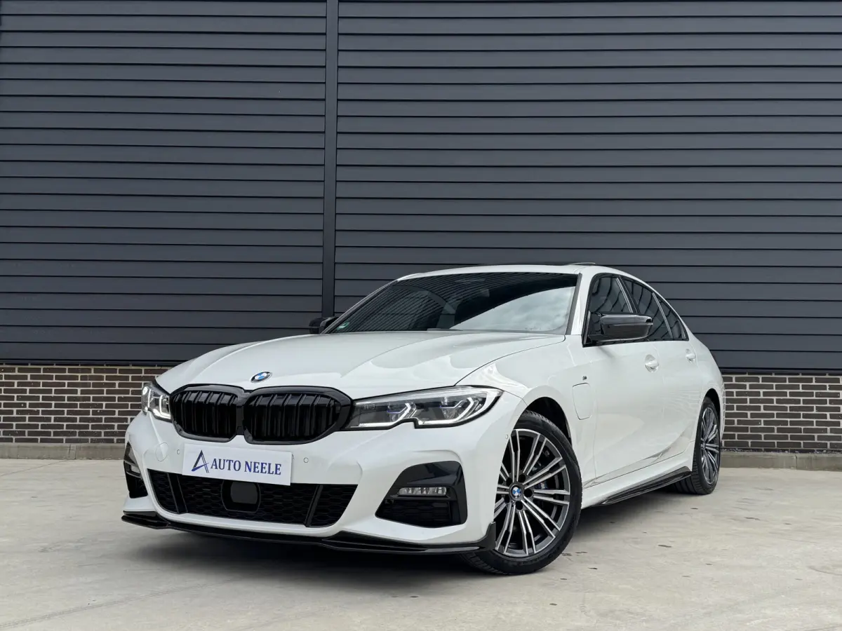 330e M Sport 292 pk LASER, PANO, Memory, ACC, HUD