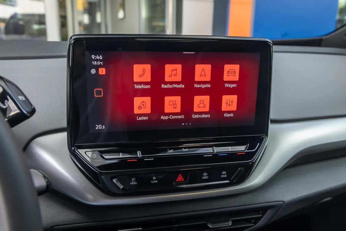 Pro 77 kWh | Cruise control adaptief | Camera | Apple Carplay/Android Auto | 19'' | Keyless | Led | Navigatie | Achteruitrijcamera | Apple Carplay/Android Auto|telefoonintegratie premium | C