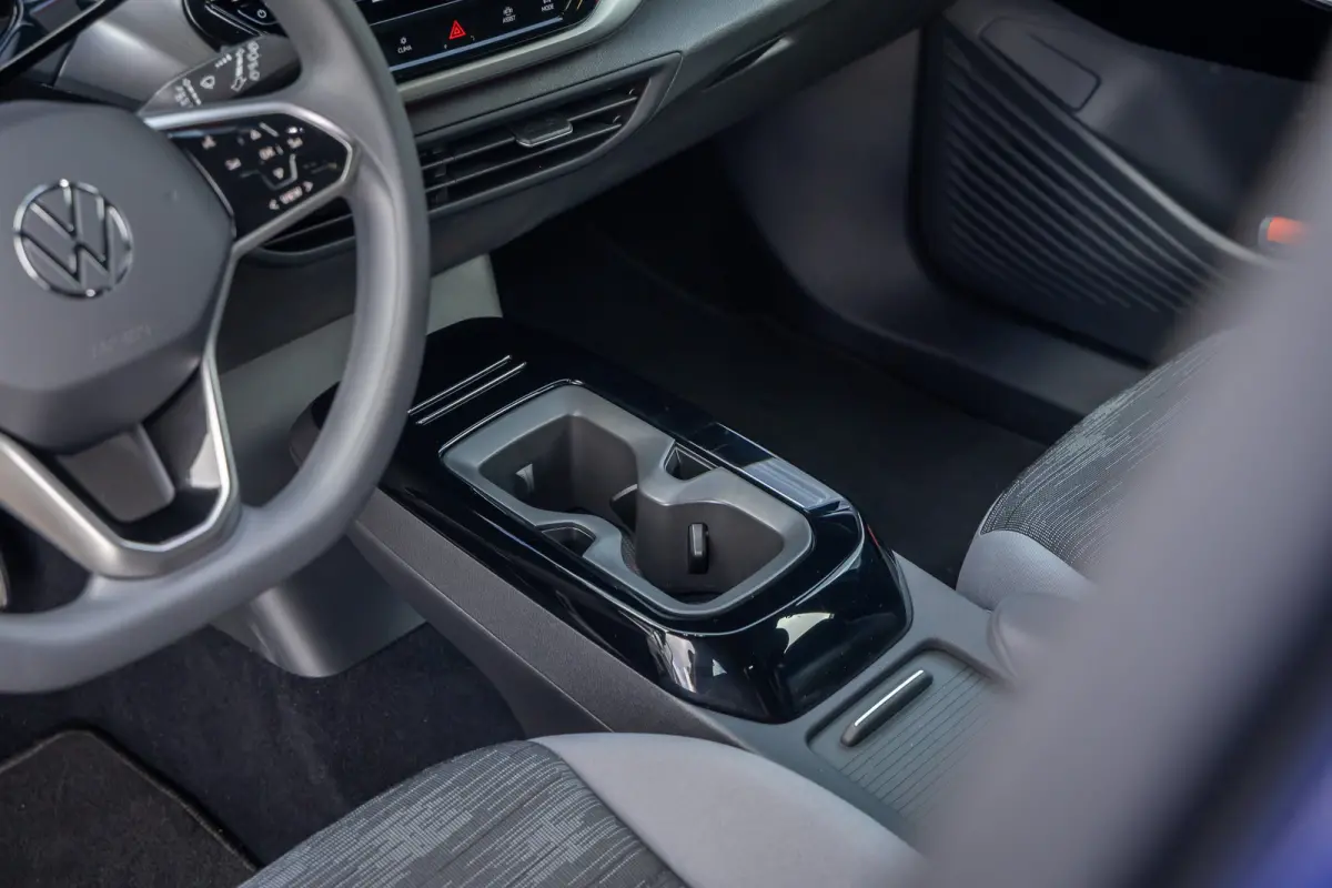 Pro 77 kWh | Cruise control adaptief | Camera | Apple Carplay/Android Auto | 19'' | Keyless | Led | Navigatie | Achteruitrijcamera | Apple Carplay/Android Auto|telefoonintegratie premium | C