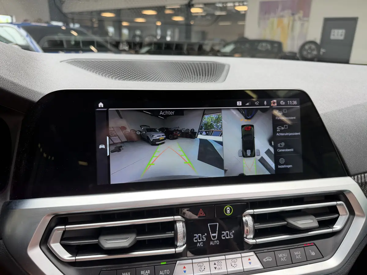 M4 xDrive Competition 510 PK Individual Messing Metallic M Carbon Interieur / Exterieur Head-Up Display Keyless Entry Harman - Kardon Sound Stuurwielverwarming
