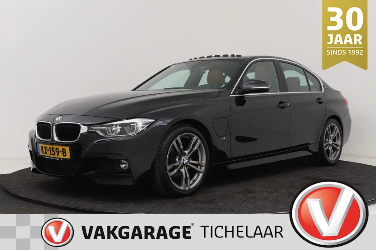 330e Centennial High Executive M-Sport | Panoramadak | 95% SOH | Org NL | Keyless | Navigatie | Stoelverwarming |