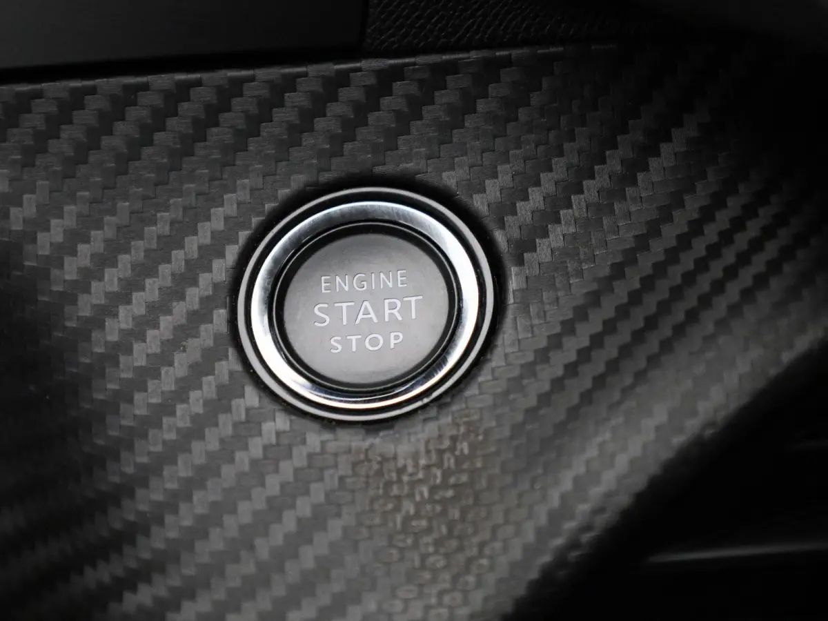 EV Active Pack 50 kWh | 93% SOH | Cruise Control | Keyless | Apple Carplay/Android Auto | Navigatie | DAB |