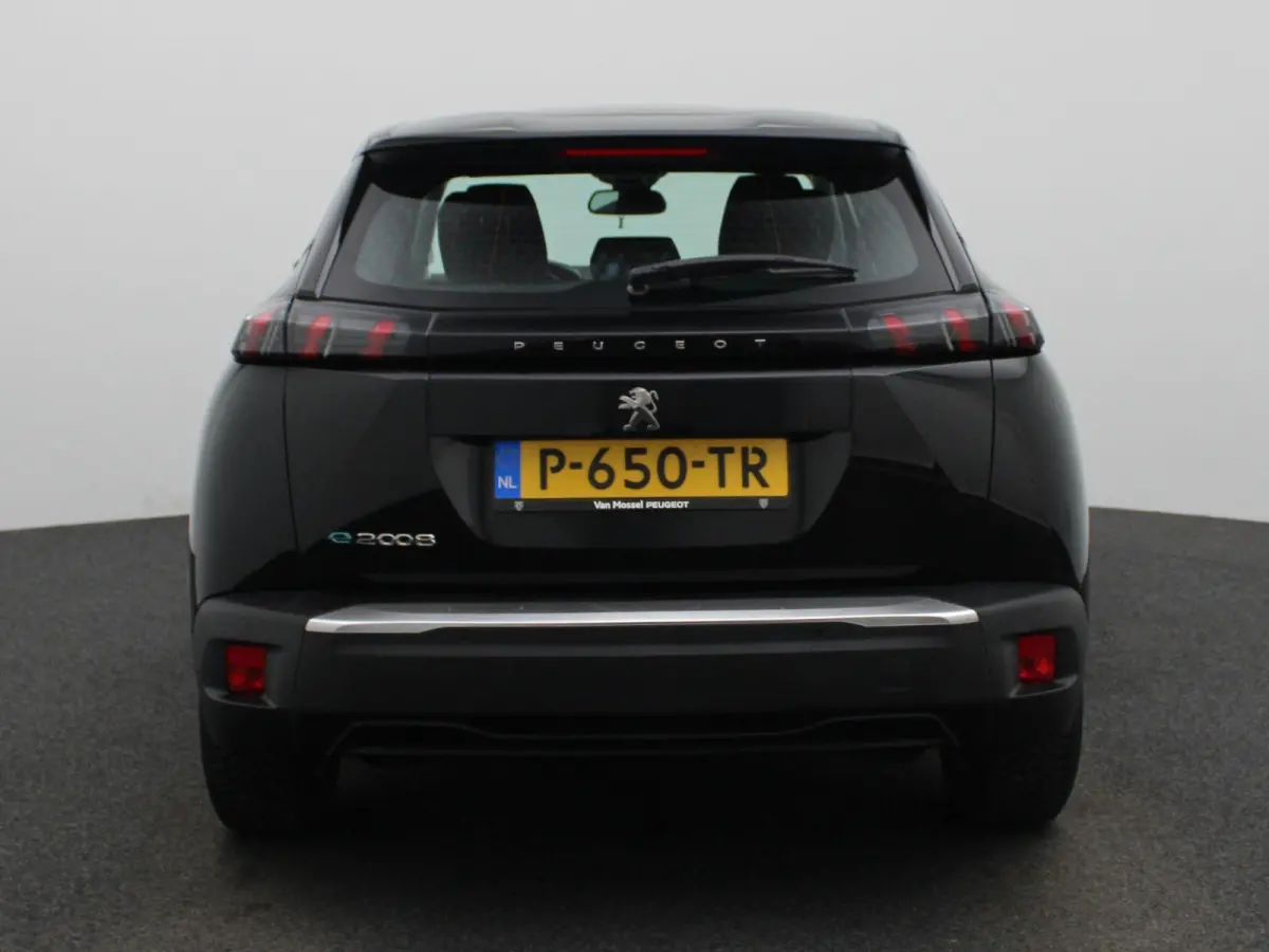 EV Active Pack 50 kWh | 93% SOH | Cruise Control | Keyless | Apple Carplay/Android Auto | Navigatie | DAB |