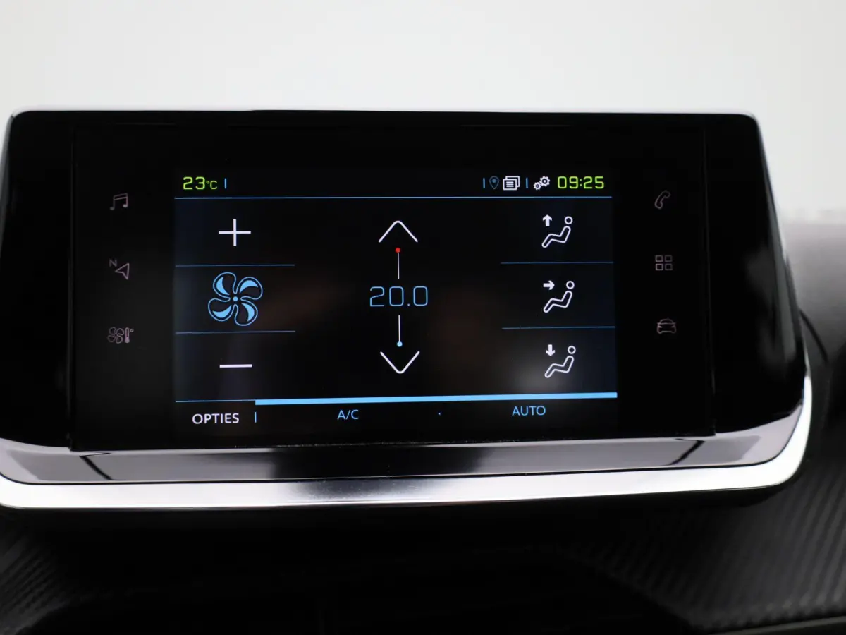 EV Active Pack 50 kWh | 93% SOH | Cruise Control | Keyless | Apple Carplay/Android Auto | Navigatie | DAB |