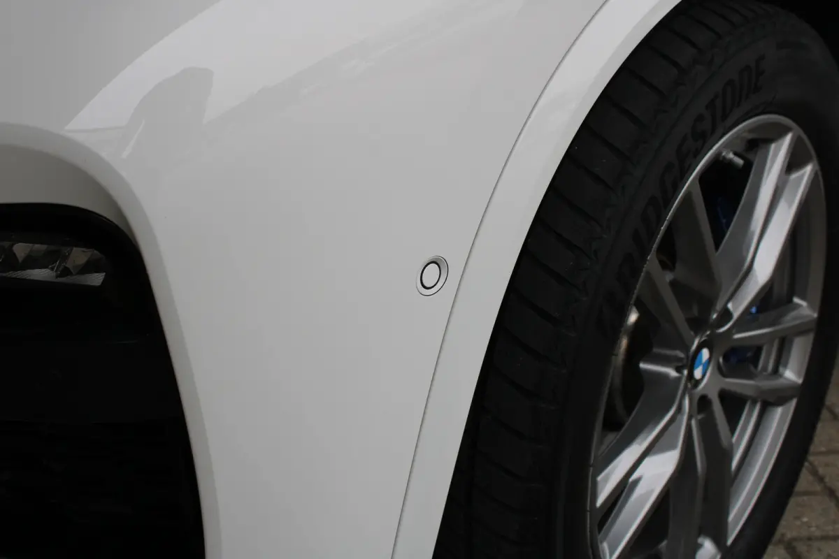 xDrive30e High Executive | M-sport | SOH 86% | Head-up display | Lederen bekleding | Memory seat | M remmen |