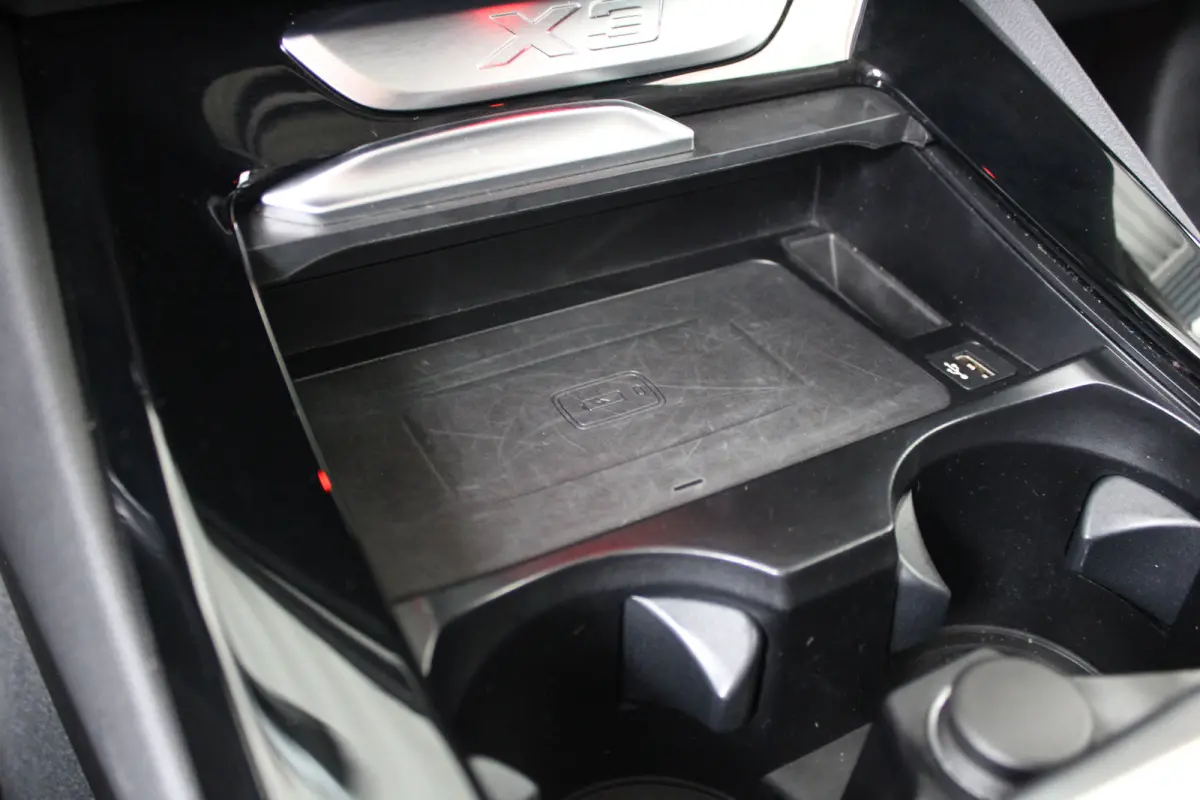 xDrive30e High Executive | M-sport | SOH 86% | Head-up display | Lederen bekleding | Memory seat | M remmen |