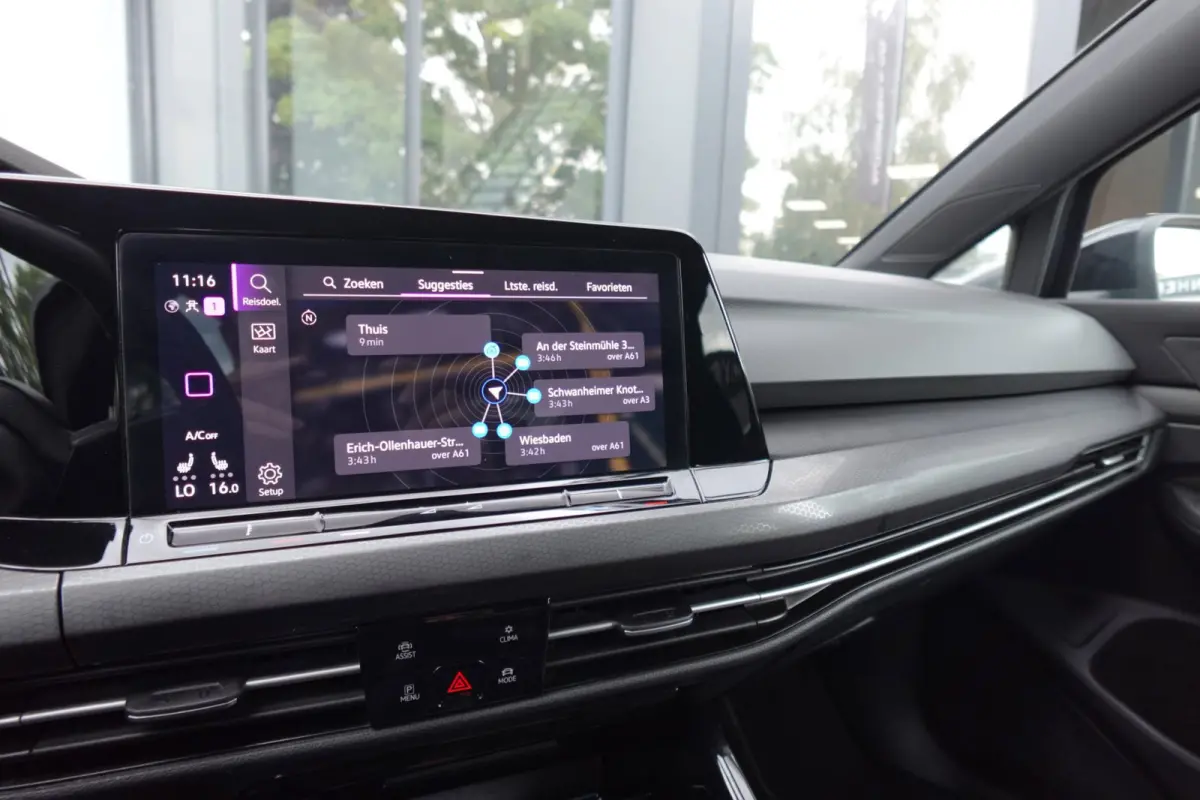 2.0 TSI GTI PANO CAM KEYLESS VOL