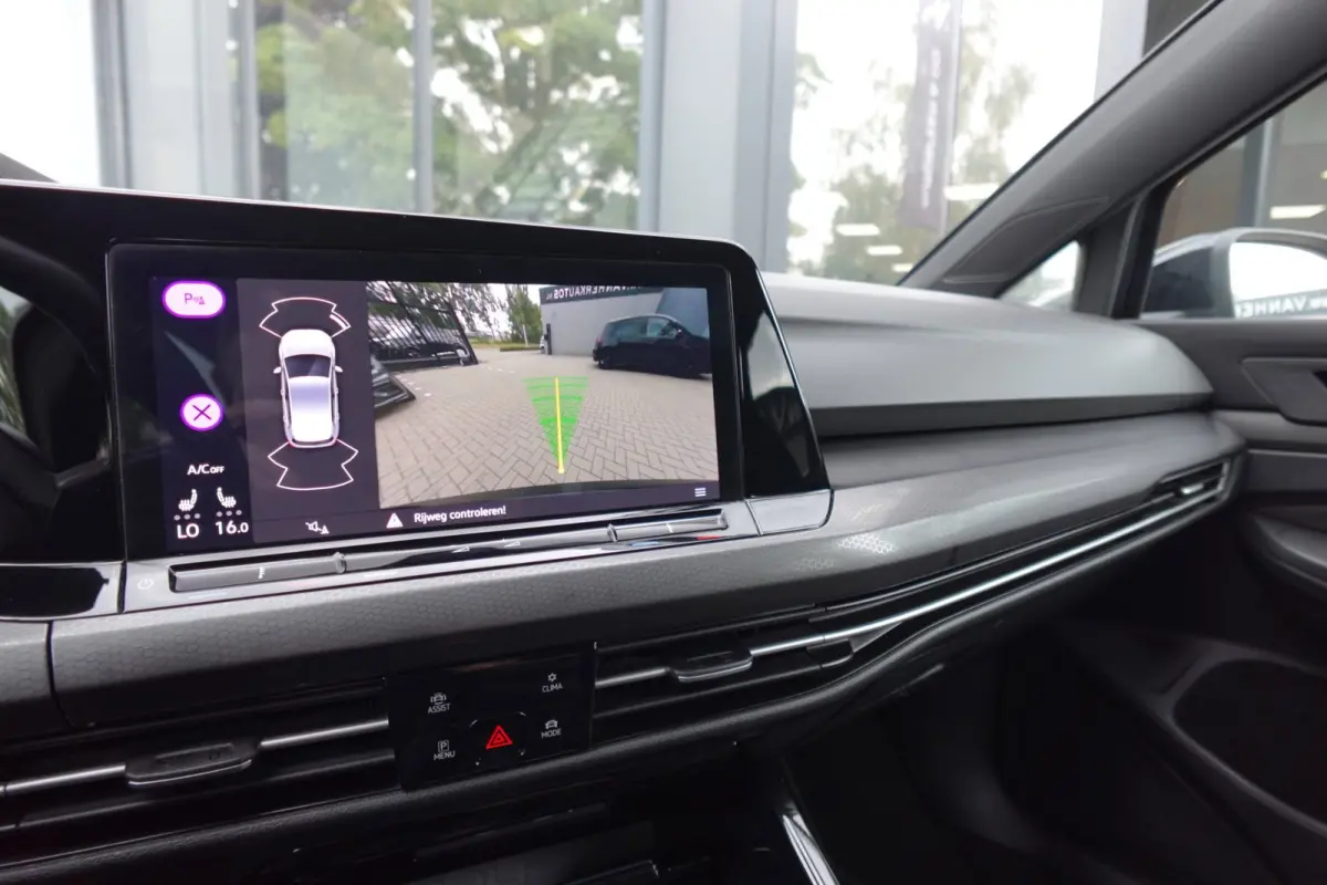 2.0 TSI GTI PANO CAM KEYLESS VOL
