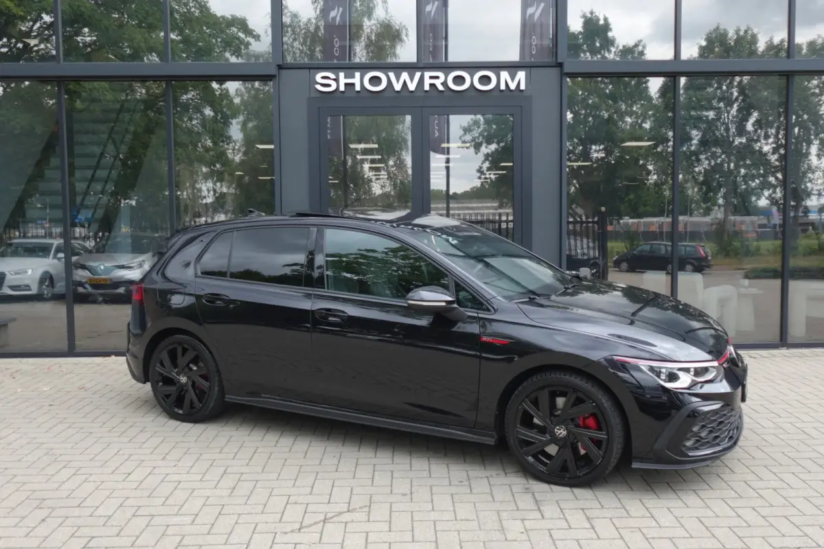 2.0 TSI GTI PANO CAM KEYLESS VOL