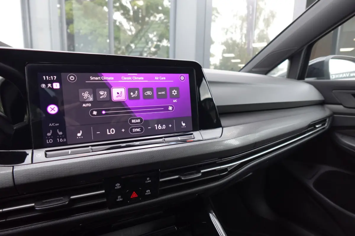 2.0 TSI GTI PANO CAM KEYLESS VOL