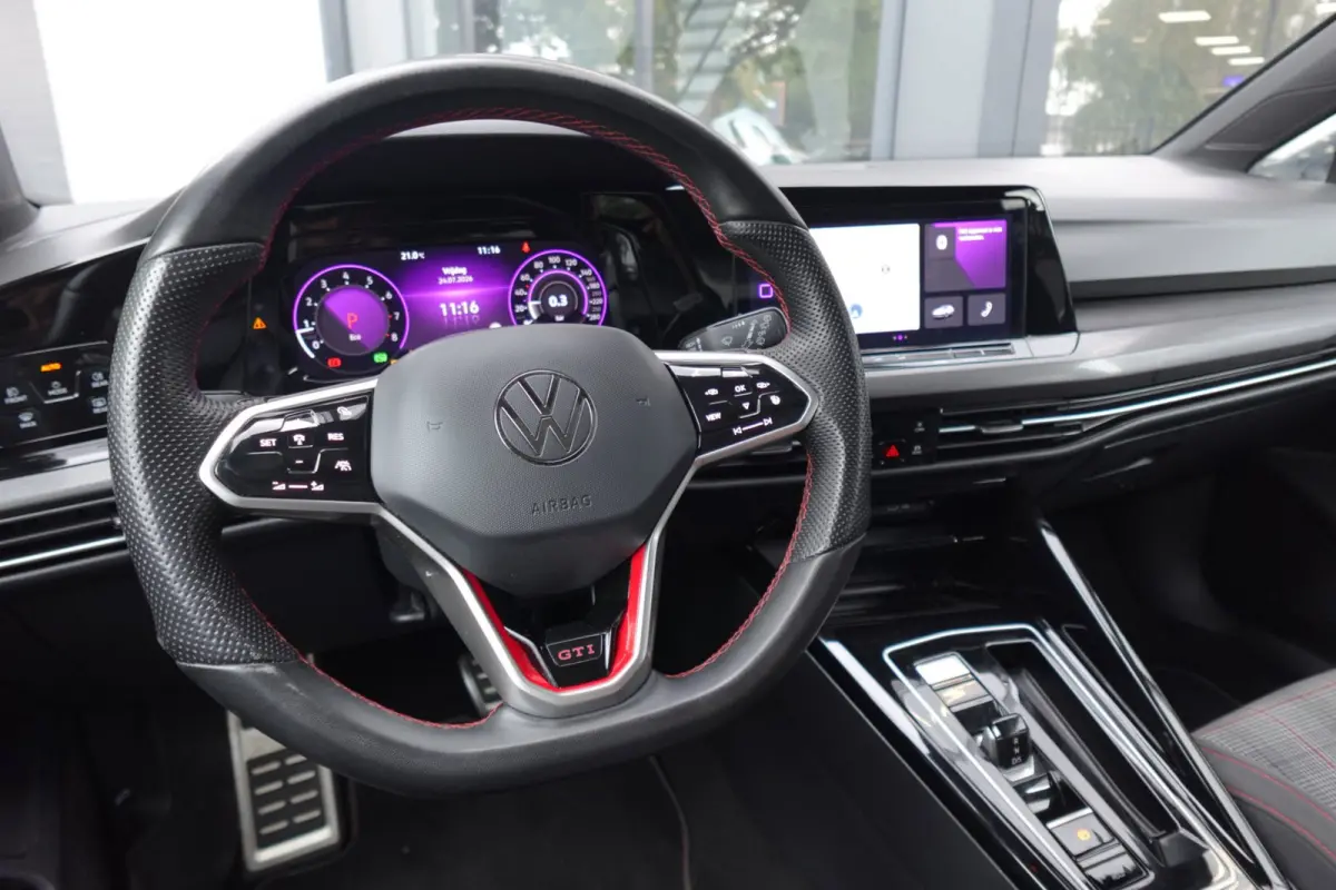 2.0 TSI GTI PANO CAM KEYLESS VOL