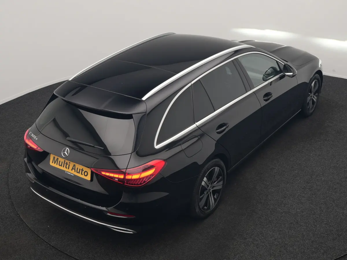 300 e Avantgarde PHEV 313pk Dealer O.H | Cruise Control | Camera | Apple Carplay | Virtual | Elektrische Sportstoelen Verwarmd | Navigatie | MBUX Infotainment | DAB | 17"L.M | Plug In Hybrid