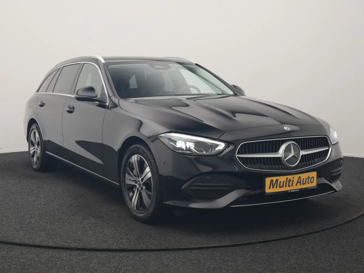 300 e Avantgarde PHEV 313pk Dealer O.H | Cruise Control | Camera | Apple Carplay | Virtual | Elektrische Sportstoelen Verwarmd | Navigatie | MBUX Infotainment | DAB | 17"L.M | Plug In Hybrid