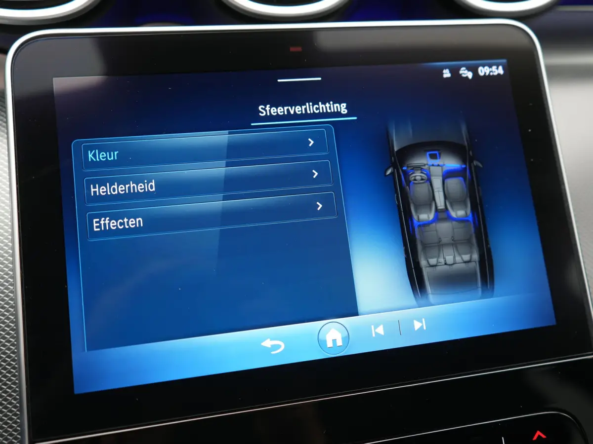 300 e Avantgarde PHEV 313pk Dealer O.H | Cruise Control | Camera | Apple Carplay | Virtual | Elektrische Sportstoelen Verwarmd | Navigatie | MBUX Infotainment | DAB | 17"L.M | Plug In Hybrid