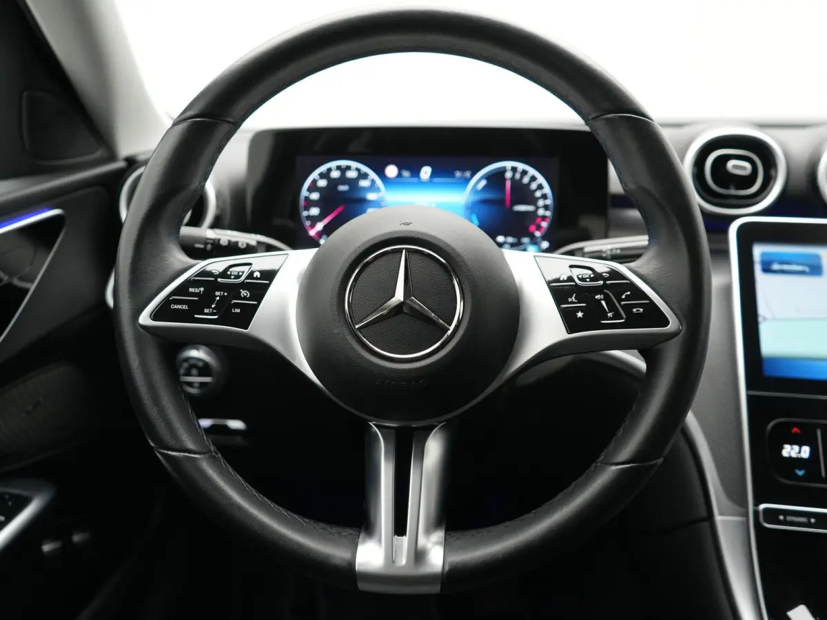 300 e Avantgarde PHEV 313pk Dealer O.H | Cruise Control | Camera | Apple Carplay | Virtual | Elektrische Sportstoelen Verwarmd | Navigatie | MBUX Infotainment | DAB | 17"L.M | Plug In Hybrid