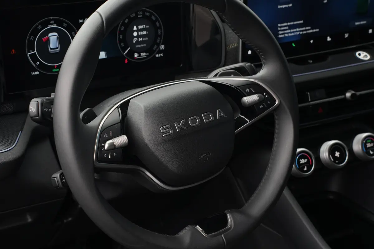 1.5 TSI 150pk MHEV Business Edition 7p. | Camera | Carplay | Adaptive Cruise | Trekhaak Uitklapbaar | 19"