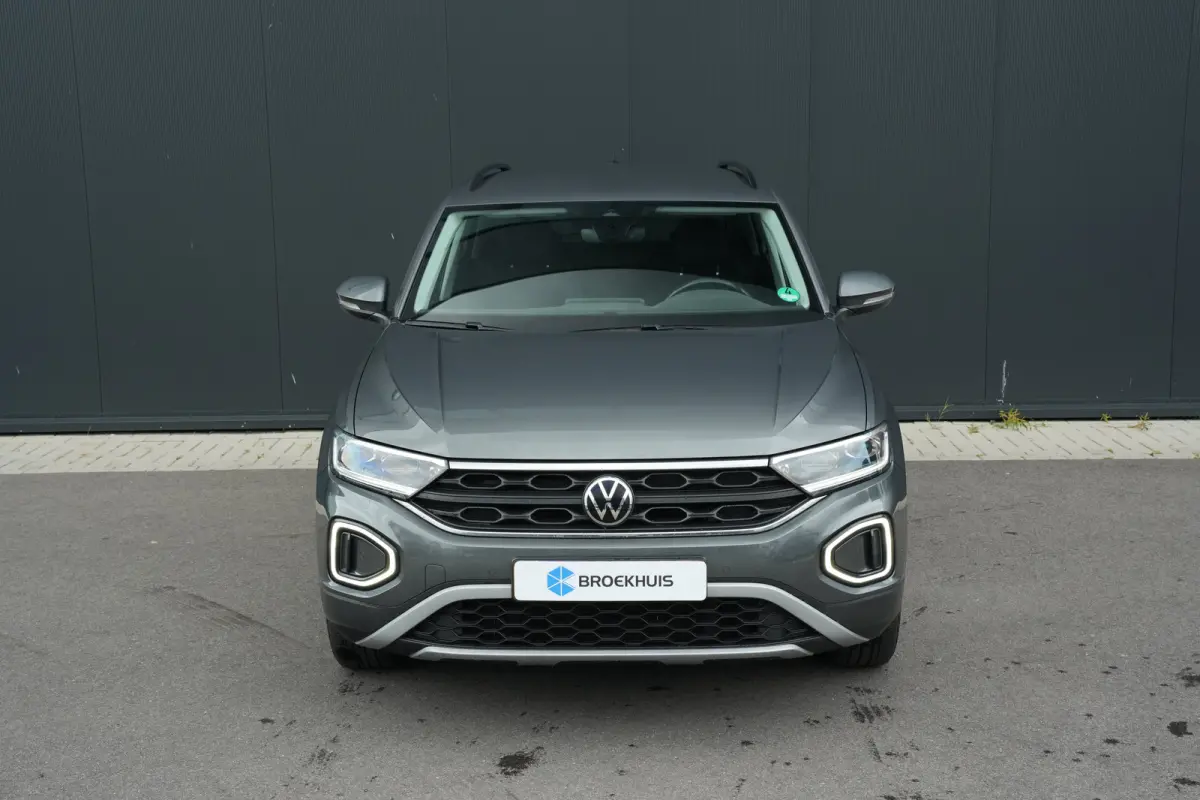 1.0 TSI 110pk Life | Trekhaak | Camera | Adaptive Cruise | Carplay | Keyless Entry & Start | 16"