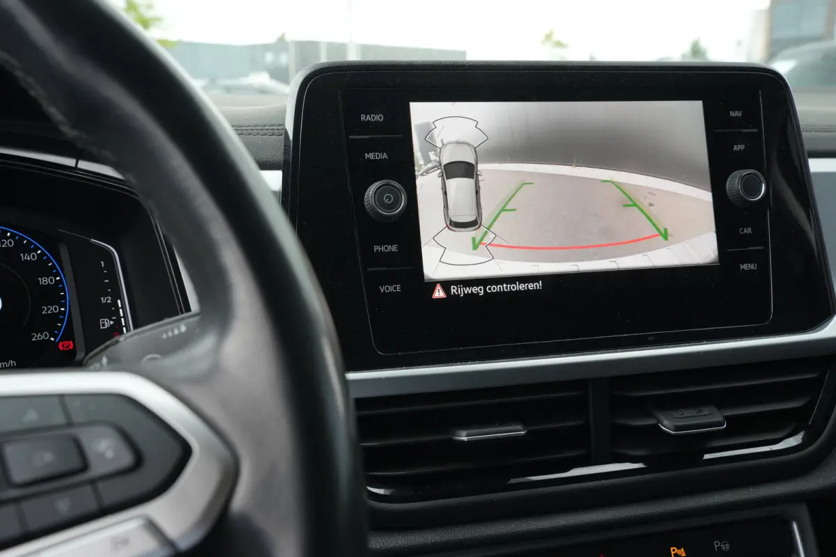 1.0 TSI 110pk Life | Trekhaak | Camera | Adaptive Cruise | Carplay | Keyless Entry & Start | 16"