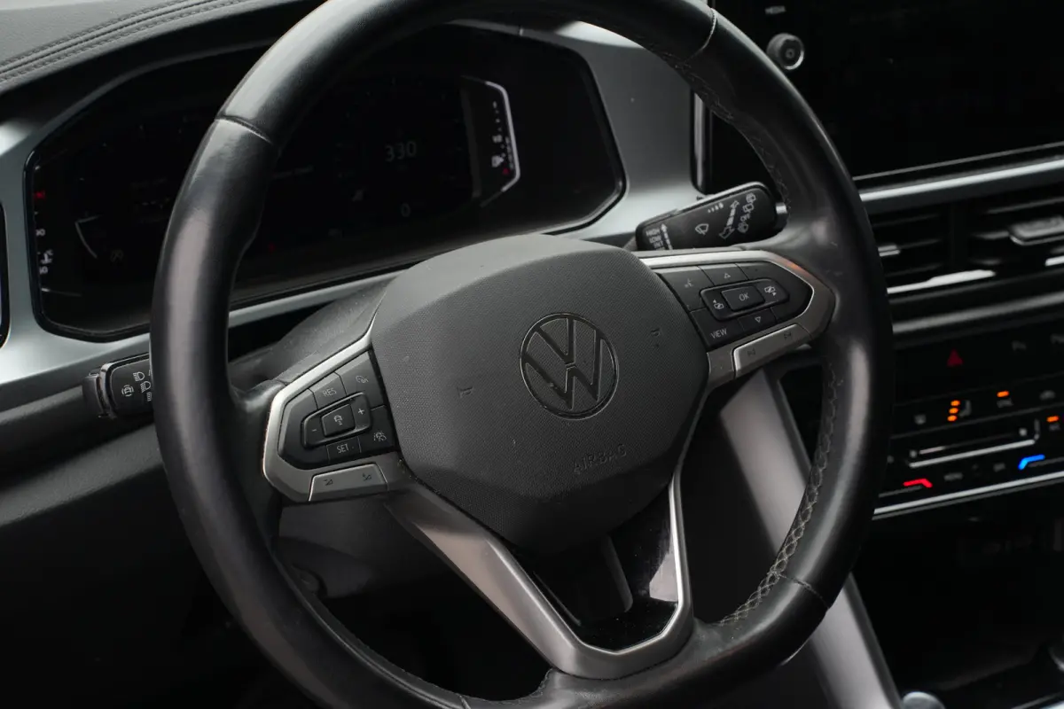 1.0 TSI 110pk Life | Trekhaak | Camera | Adaptive Cruise | Carplay | Keyless Entry & Start | 16"