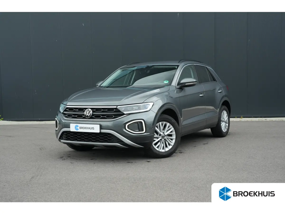 1.0 TSI 110pk Life | Trekhaak | Camera | Adaptive Cruise | Carplay | Keyless Entry & Start | 16"