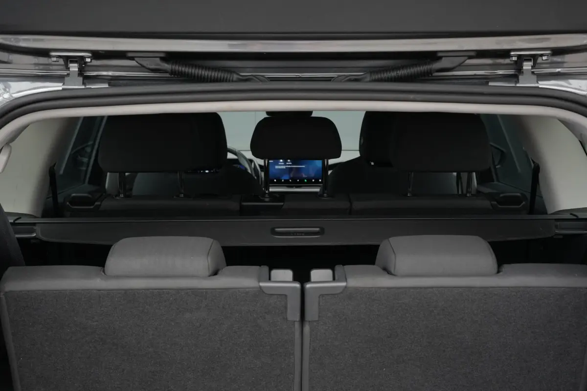 1.5 TSI 150pk MHEV Business Edition 7p. | Camera | Carplay | 2 Delige Airco | Adaptive Cruise | Uitklapbare Trekhaak | 18" |