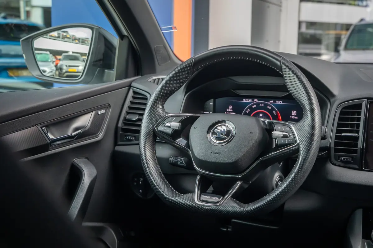 1.5 TSI ACT Sportline Business | Trekhaak (weg-klap) | Pano-dak | 360 camera | Adap.cruise | Premium audio | Stoel+stuur verwarming | Digitaal dashboard | 360 Camera  | Apple Carplay/Android