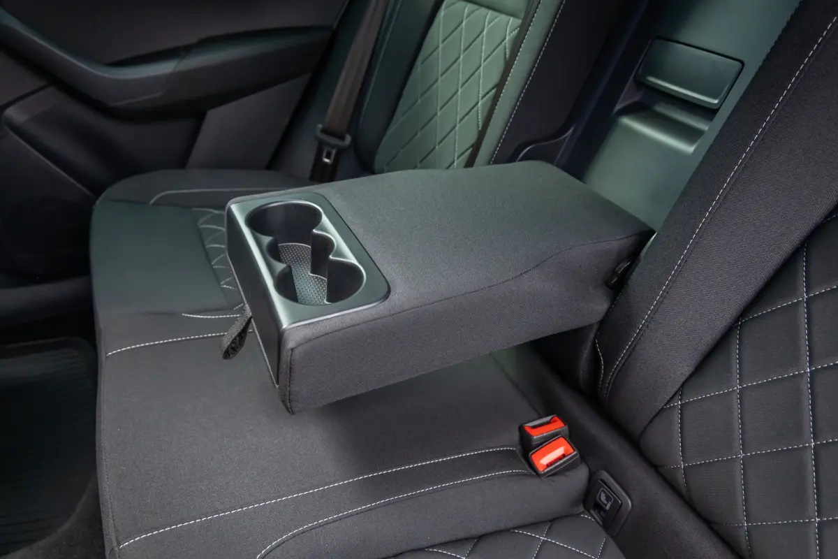 1.5 TSI ACT Sportline Business | Trekhaak (weg-klap) | Pano-dak | 360 camera | Adap.cruise | Premium audio | Stoel+stuur verwarming | Digitaal dashboard | 360 Camera  | Apple Carplay/Android