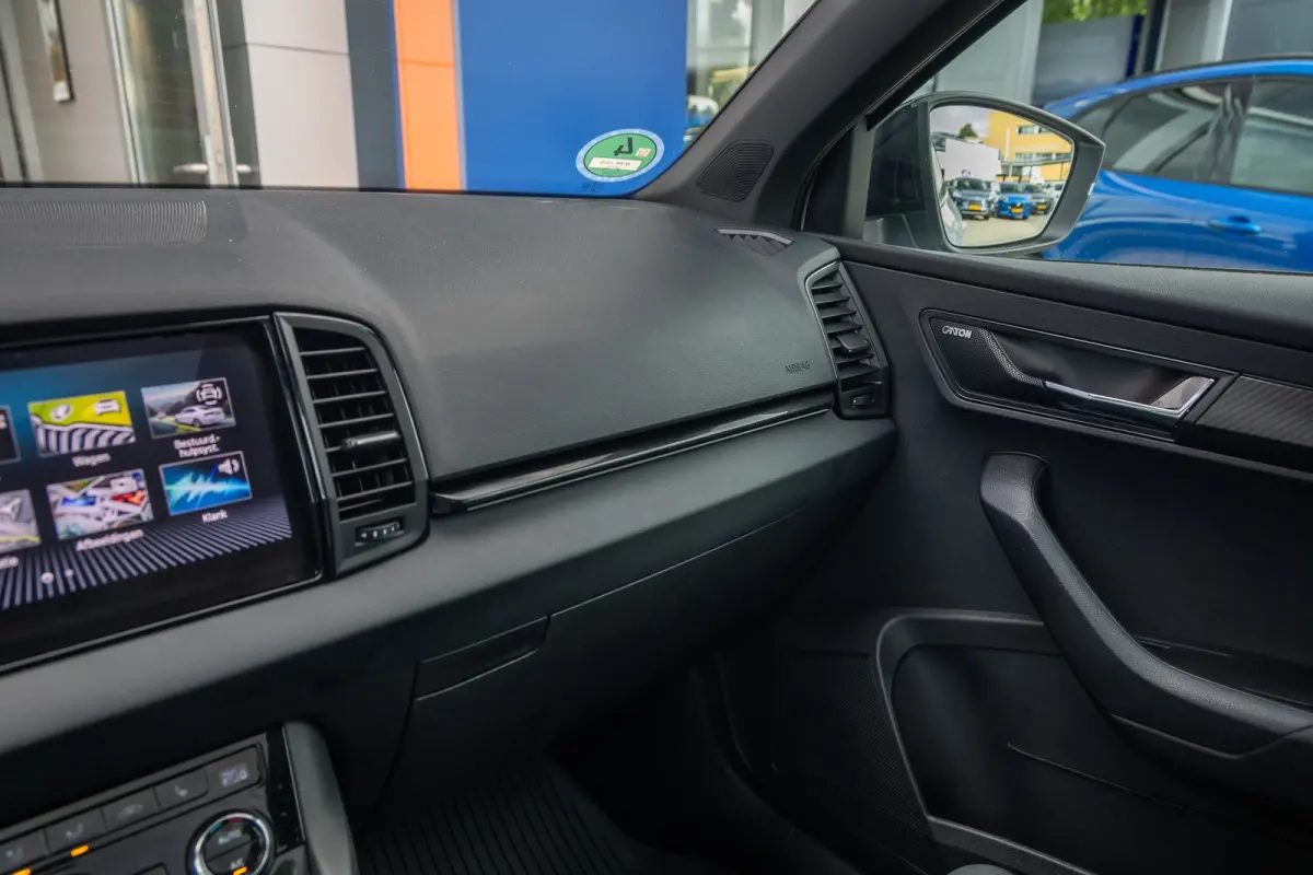 1.5 TSI ACT Sportline Business | Trekhaak (weg-klap) | Pano-dak | 360 camera | Adap.cruise | Premium audio | Stoel+stuur verwarming | Digitaal dashboard | 360 Camera  | Apple Carplay/Android