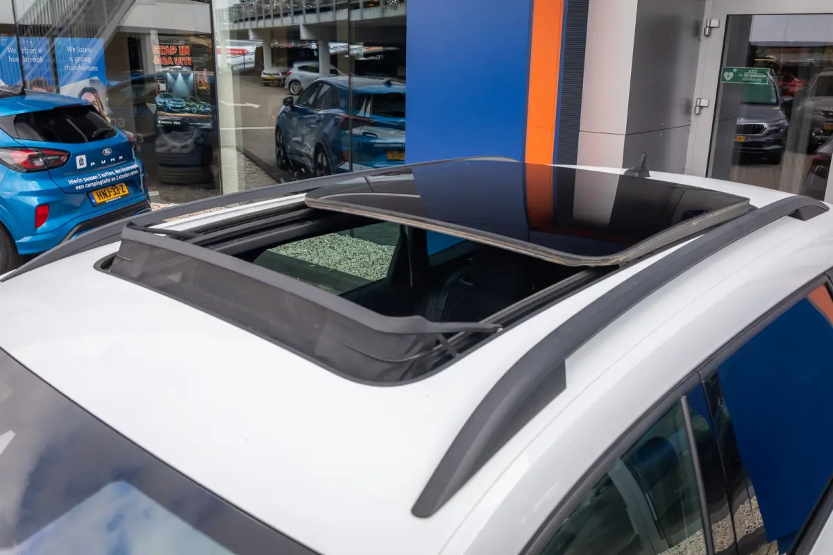 1.5 TSI ACT Sportline Business | Trekhaak (weg-klap) | Pano-dak | 360 camera | Adap.cruise | Premium audio | Stoel+stuur verwarming | Digitaal dashboard | 360 Camera  | Apple Carplay/Android