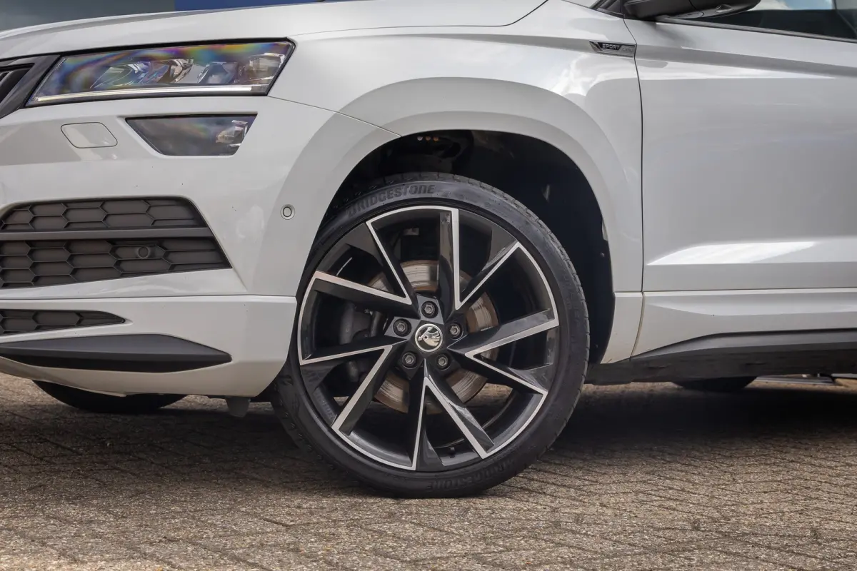 1.5 TSI ACT Sportline Business | Trekhaak (weg-klap) | Pano-dak | 360 camera | Adap.cruise | Premium audio | Stoel+stuur verwarming | Digitaal dashboard | 360 Camera  | Apple Carplay/Android