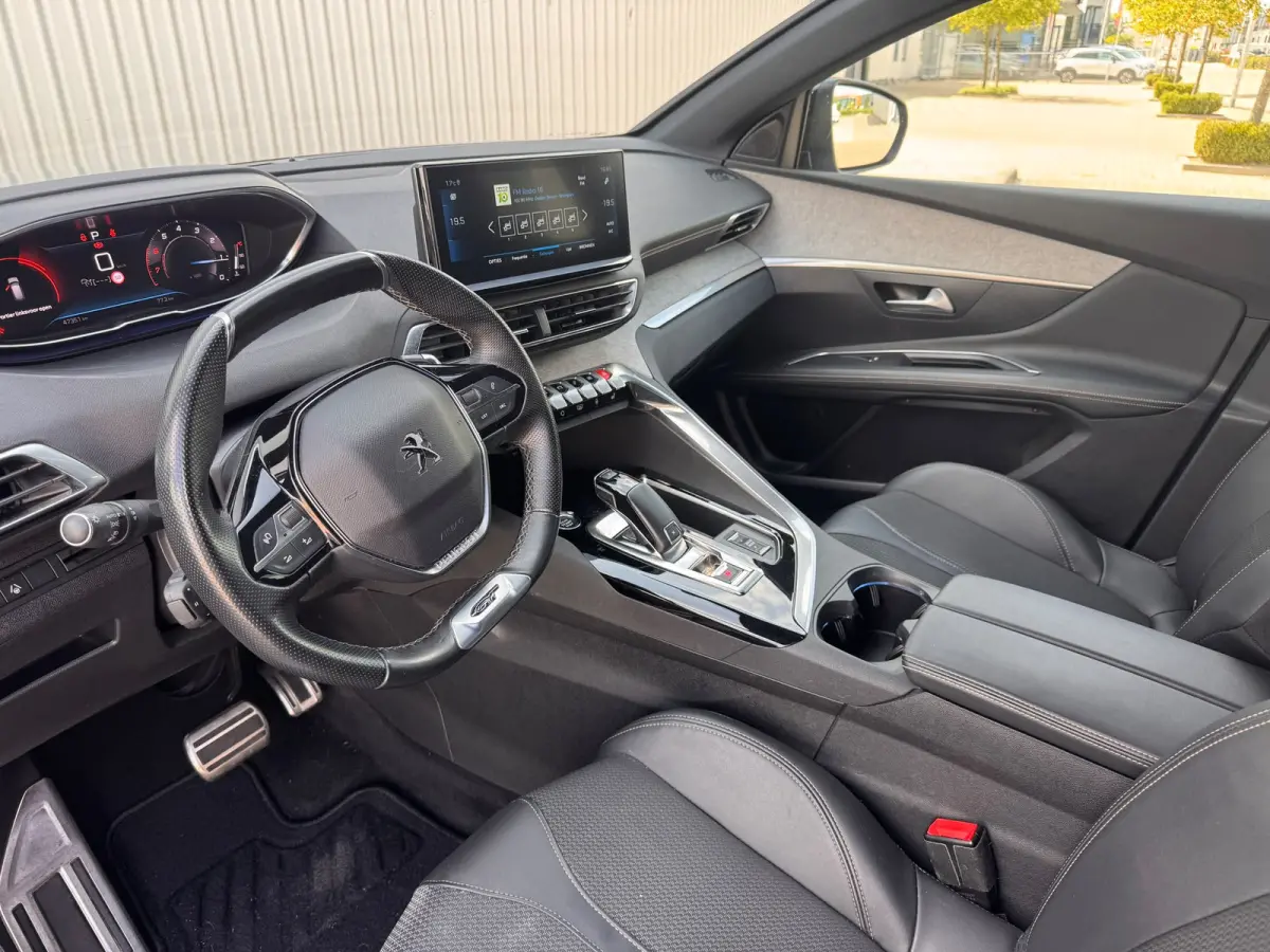 1.2 GT | Trekhaak | Apple Carplay / Android Auto | Camera achter |