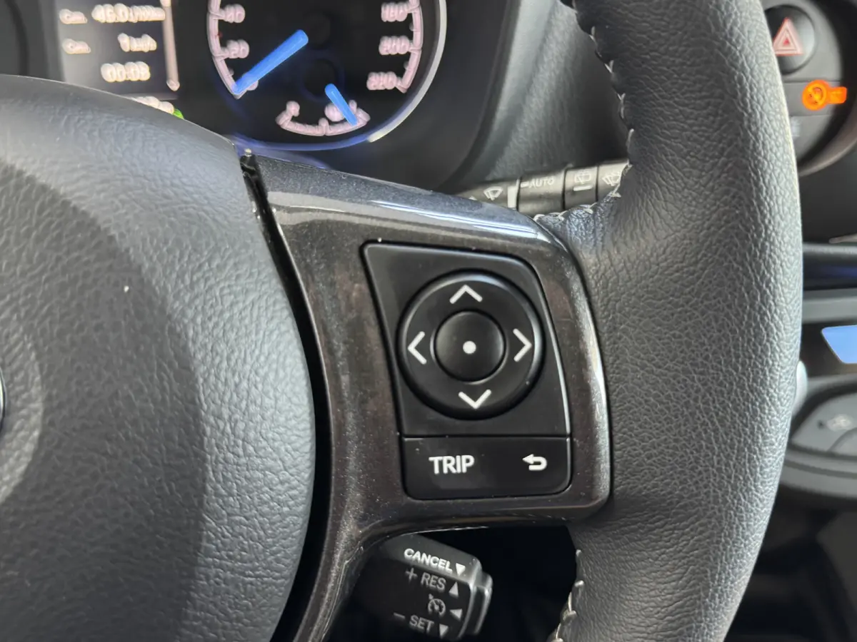 1.5 Hybrid Y20 Keyless Navi Automaat