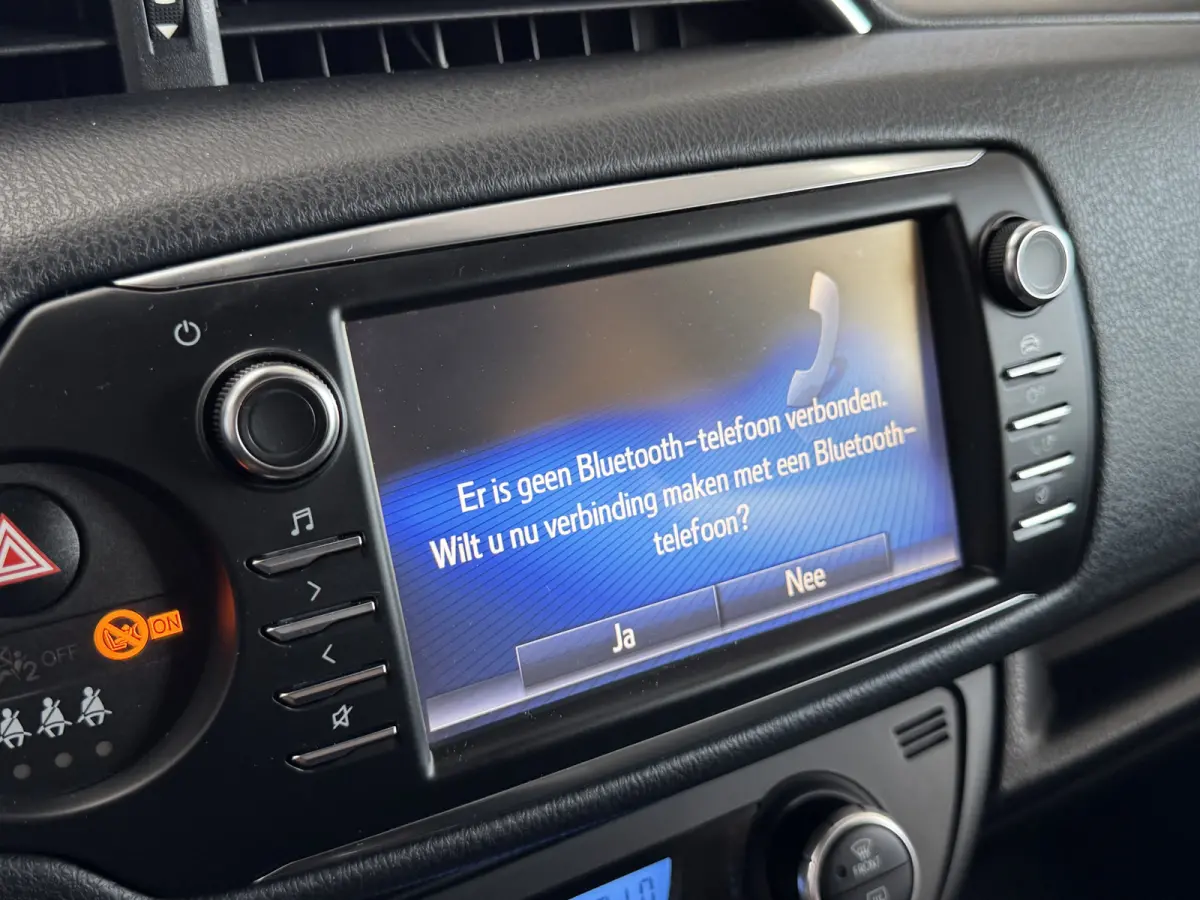 1.5 Hybrid Y20 Keyless Navi Automaat