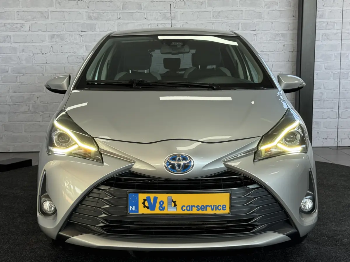 1.5 Hybrid Y20 Keyless Navi Automaat