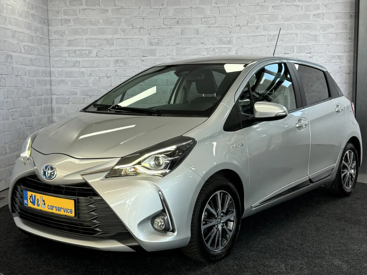 1.5 Hybrid Y20 Keyless Navi Automaat