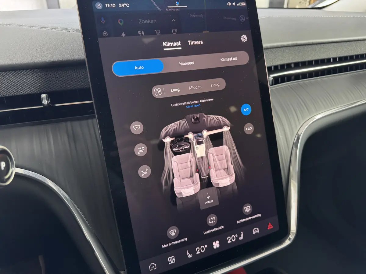 Single Motor Core 7p 104 kWh Pano ACC