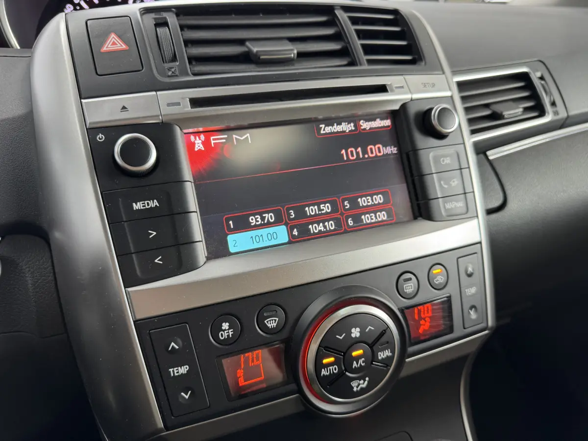 1.8 VVT-i Business Automaat Camera Navigatie Trekhaak