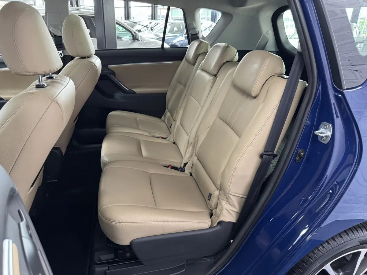 1.8 VVT-i Business Automaat Camera Navigatie Trekhaak