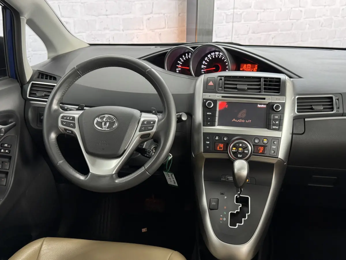 1.8 VVT-i Business Automaat Camera Navigatie Trekhaak