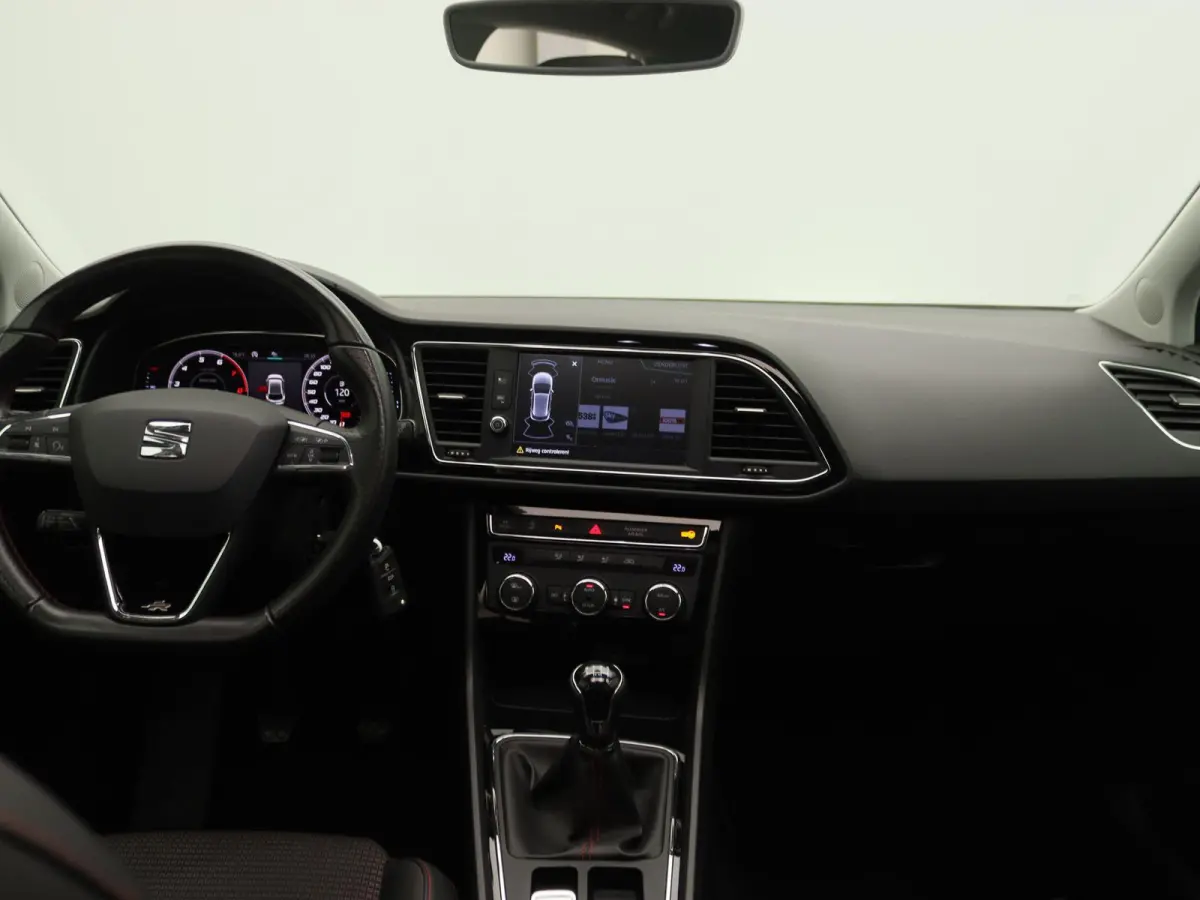 1.5 TSI FR Business Intense | Schuif/kantel dak | Camera | Navigatie |