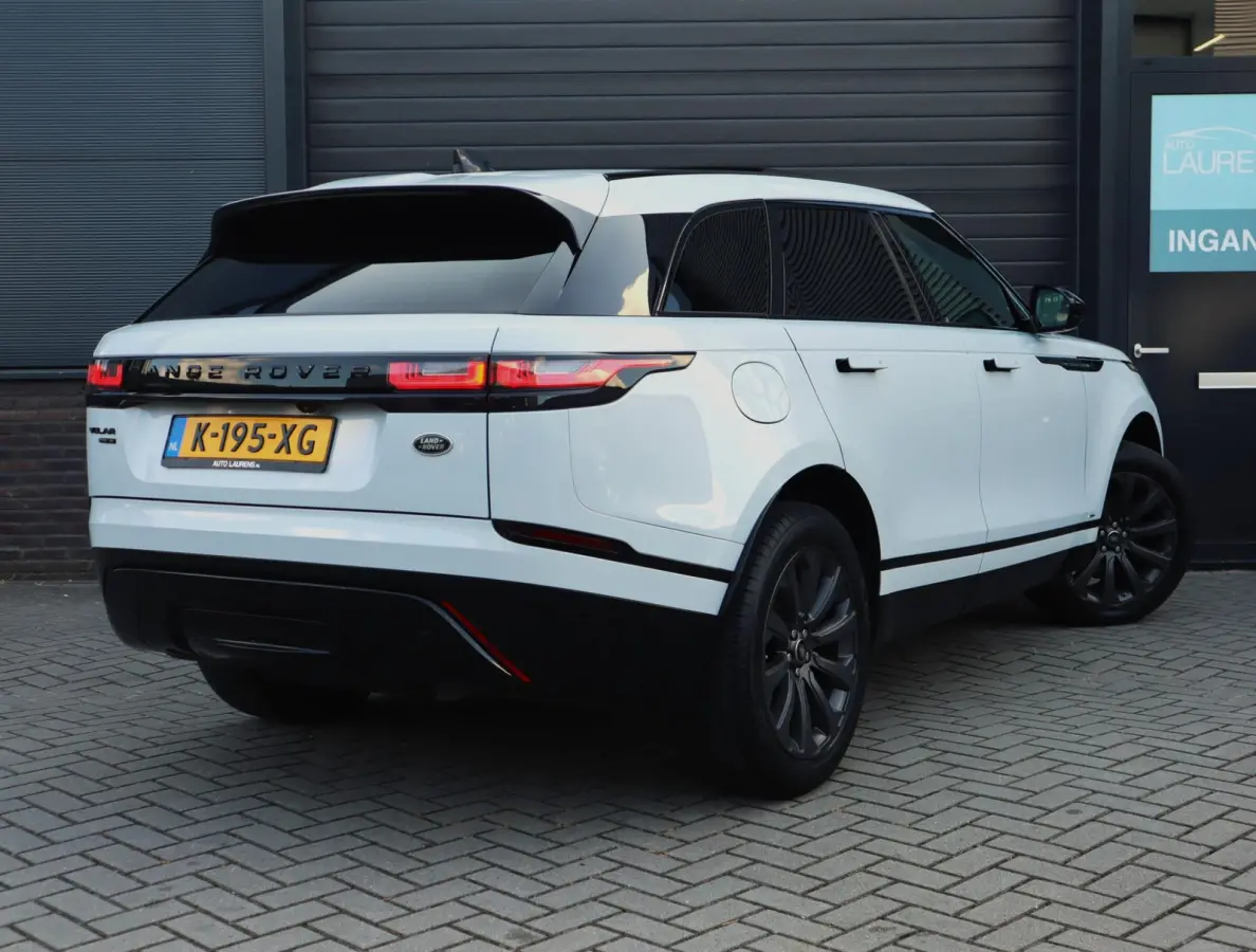 2.0 P250 Turbo AWD R-Dynamic SE | Pano | Trekhaak | Leer | Voorruitverwarming