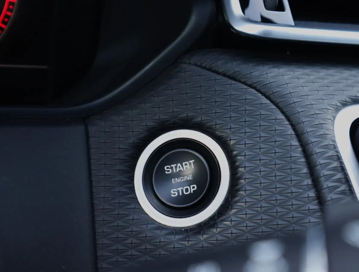 2.0 P250 Turbo AWD R-Dynamic SE | Pano | Trekhaak | Leer | Voorruitverwarming