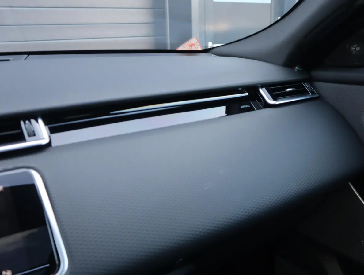 2.0 P250 Turbo AWD R-Dynamic SE | Pano | Trekhaak | Leer | Voorruitverwarming