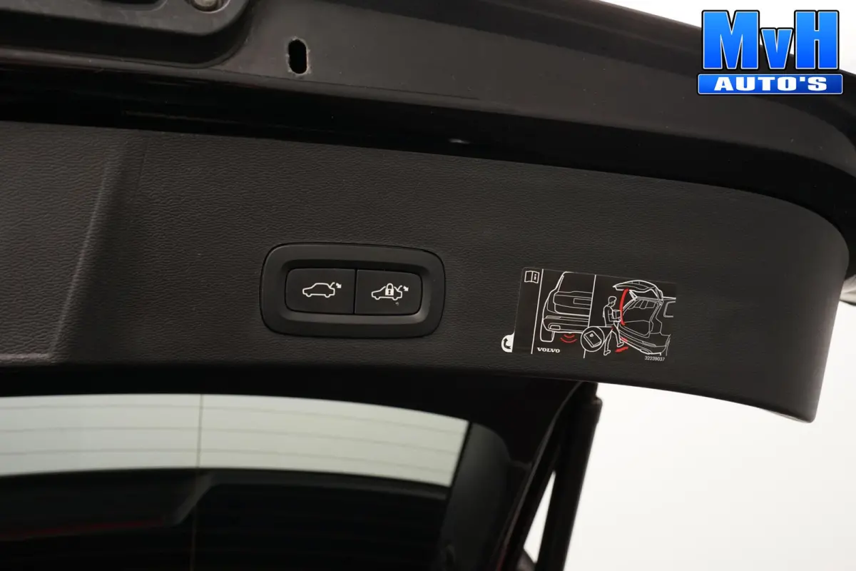 1.5 T5 PHEV R-Design|H/K|STUUR.STOELVW|CAM|SOH86%