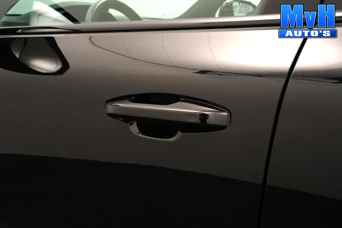1.5 T5 PHEV R-Design|H/K|STUUR.STOELVW|CAM|SOH86%
