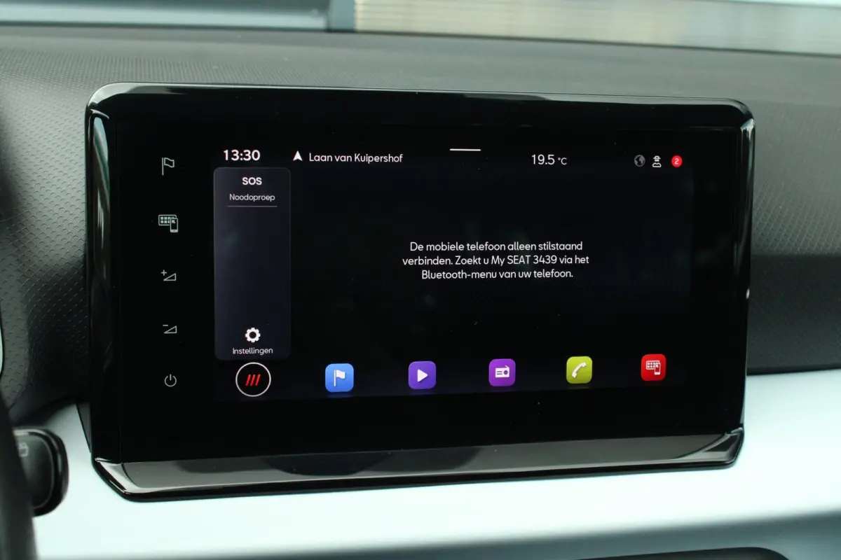 1.0 EcoTSI 95pk Style Business Connect | Navigatie | Apple CarPlay/ Android Auto | Stoelverwarming | Digitaal Cockpit | Cruise Control | Parkeersensoren Voor/ Achter